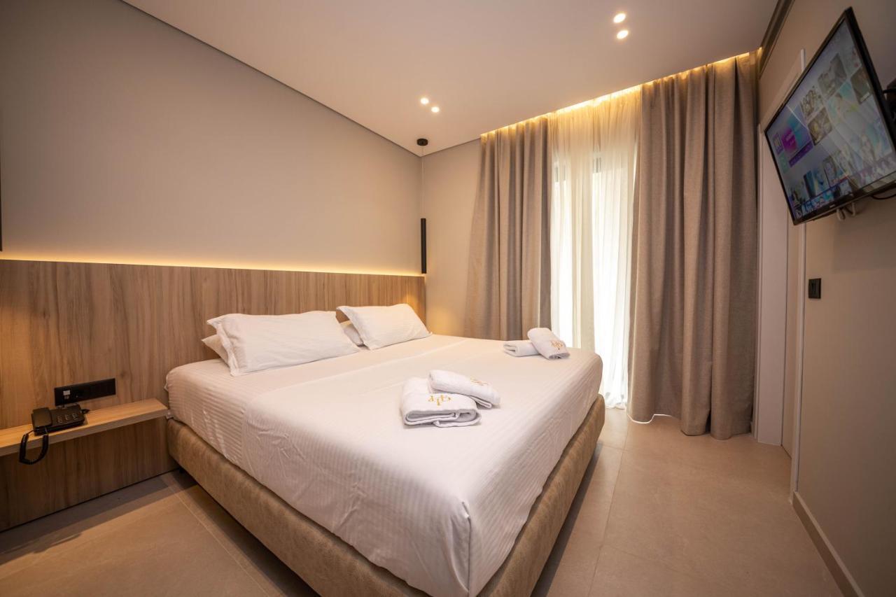 Hotel Portanova Саранда Экстерьер фото
